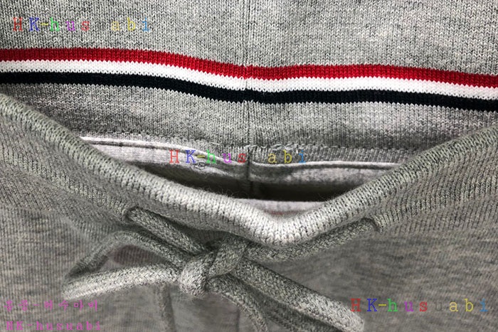 NEW 톰브라운 반바지 신상 TB 1352607