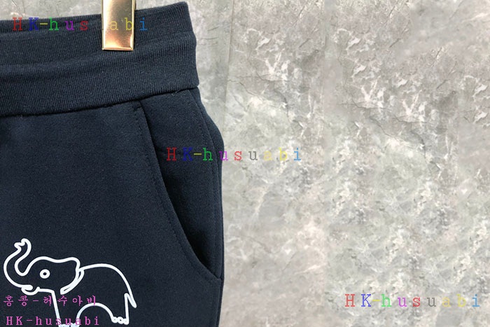 NEW 톰브라운 반바지 신상 TB 1352608