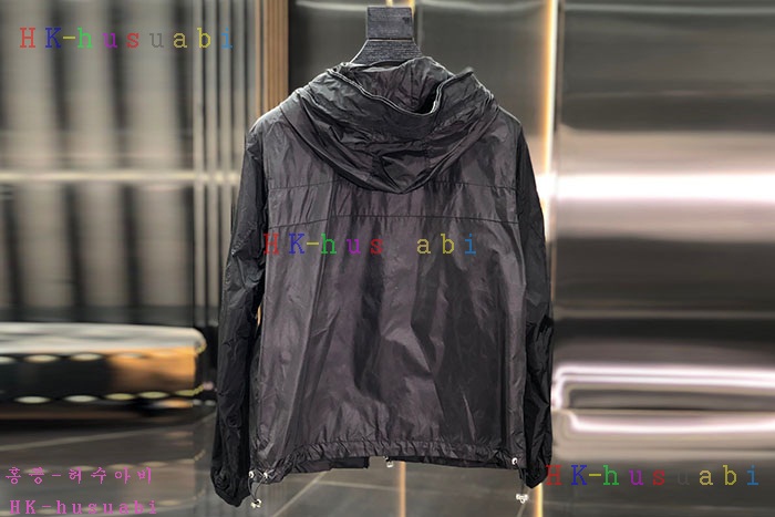 NEW 몽클레어 자켓 신상 M 4127222