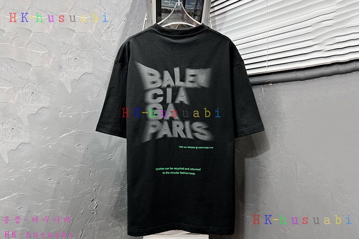 NEW 발렌시아가 반팔티 신상 B 557256
