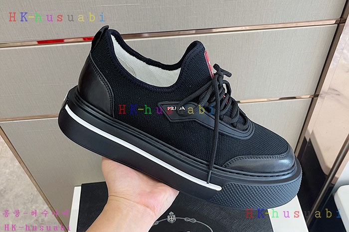 NEW 프라다 스니커즈 신상 P 2423353