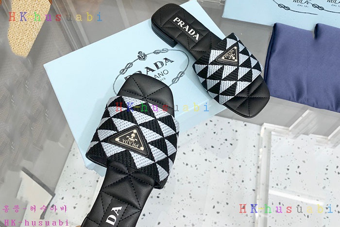 NEW 프라다 샌들 신상 P 246601