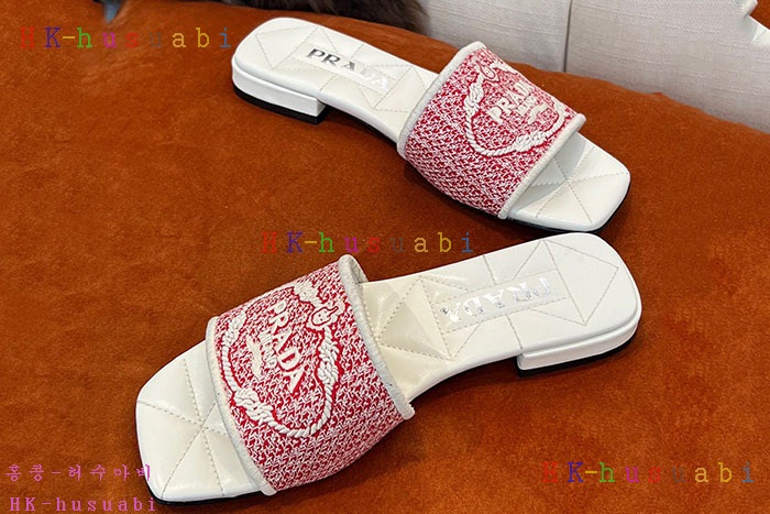 NEW 프라다 샌들 신상 P 245511