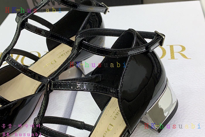 NEW 디올 신발 신상 DR 540011
