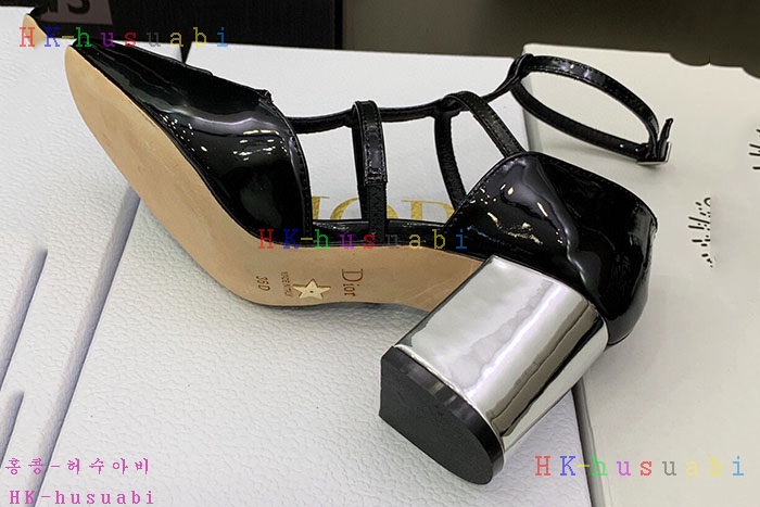 NEW 디올 신발 신상 DR 540012