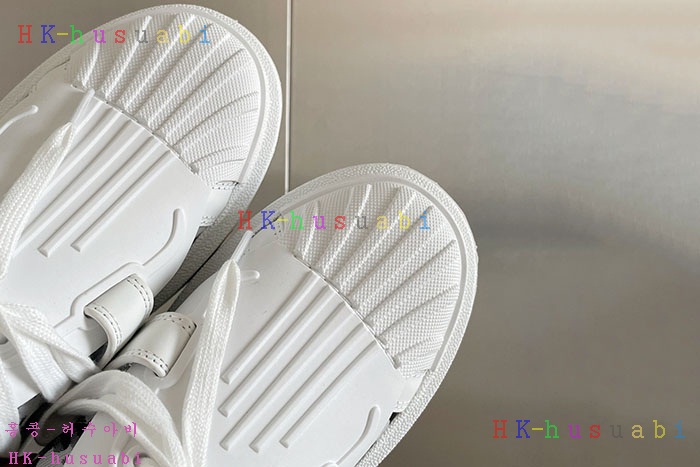 NEW 디올 신발 신상 DR 540013