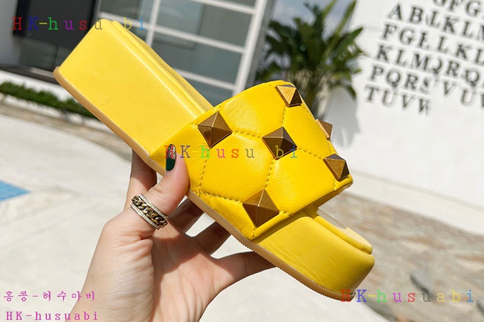 NEW 발렌티노 샌들 신상 V 556033