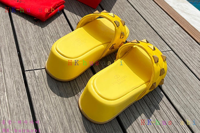 NEW 발렌티노 샌들 신상 V 556033