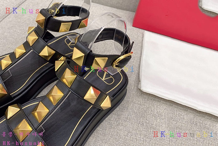 NEW 발렌티노 샌들 신상 V 557001