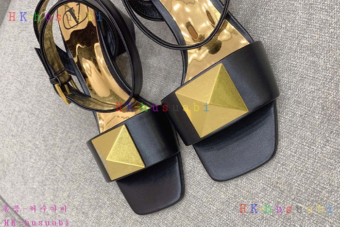 NEW 발렌티노 샌들 신상 V 558004