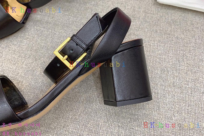 NEW 발렌티노 샌들 신상 V 558004