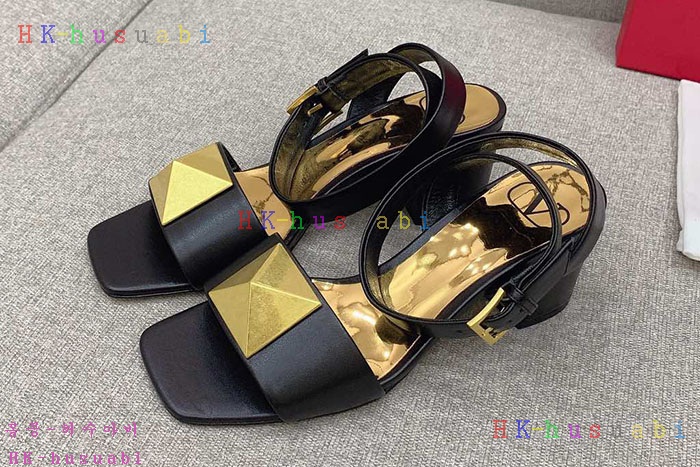 NEW 발렌티노 샌들 신상 V 558004