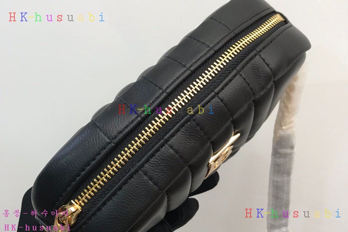 ★미러급★버버리 퀼팅  롤라 카메라 백 552400-2