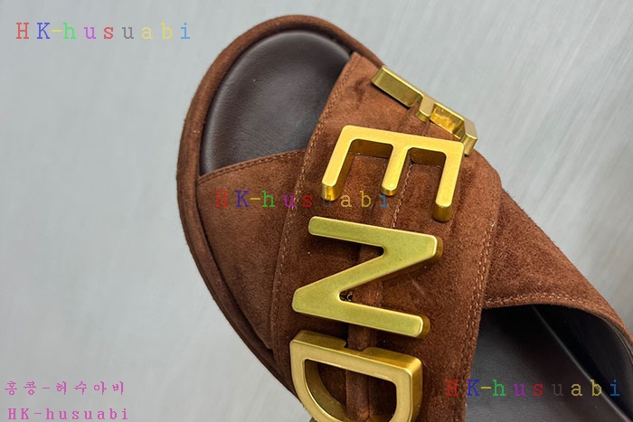 NEW 펜디 슬리퍼 신상 FD 559901