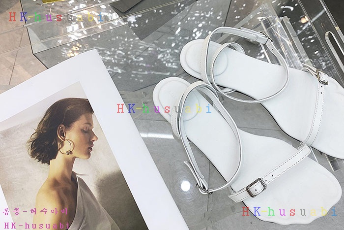 NEW  발렌시아가 샌들 신상 B 118243