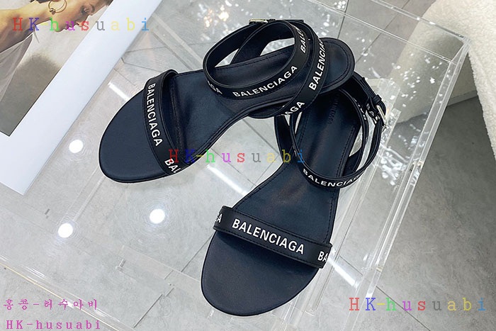 NEW  발렌시아가 샌들 신상 B 118246
