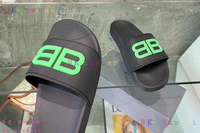 NEW  발렌시아가 신발 신상 B 1143304