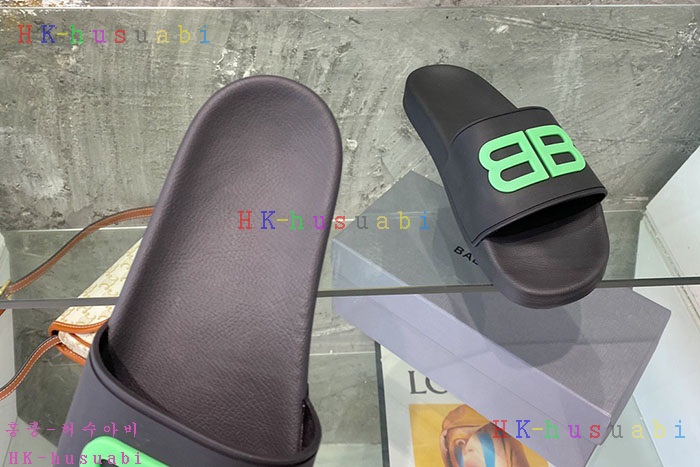 NEW  발렌시아가 신발 신상 B 1143304