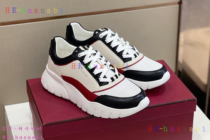 NEW  발리 스니커즈 신상 B 552400