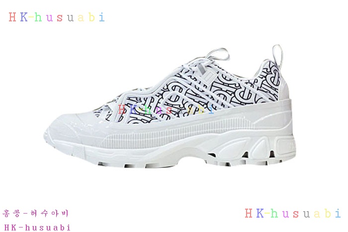 NEW  버버리 스니커즈 신상 BB  441402