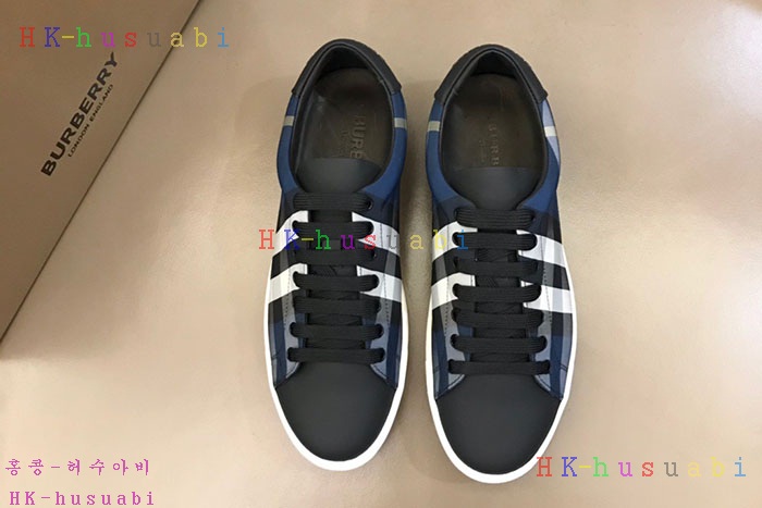 NEW  버버리 스니커즈 신상 BB  4415503