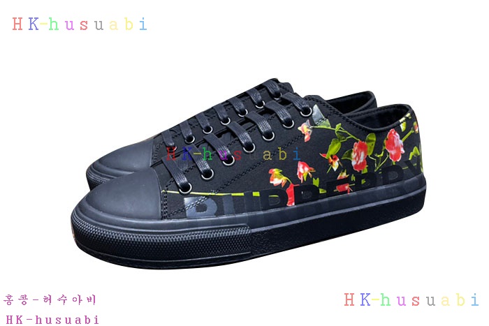 NEW  버버리 스니커즈 신상 BB  4415505