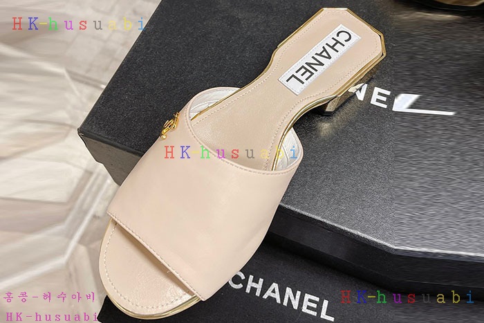 NEW 샤넬 슬리퍼 신상 C 536602