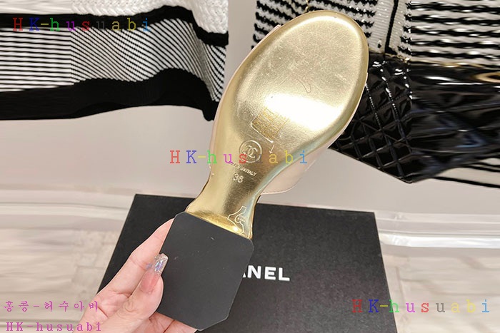 NEW 샤넬 슬리퍼 신상 C 536602