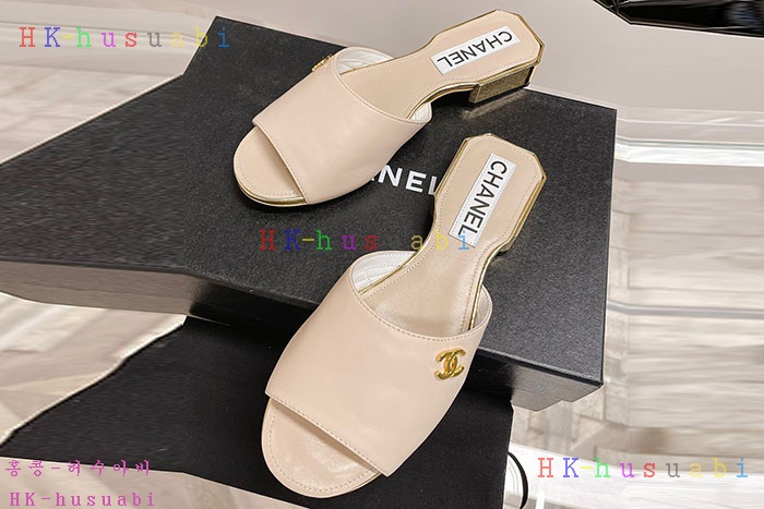 NEW 샤넬 슬리퍼 신상 C 536602
