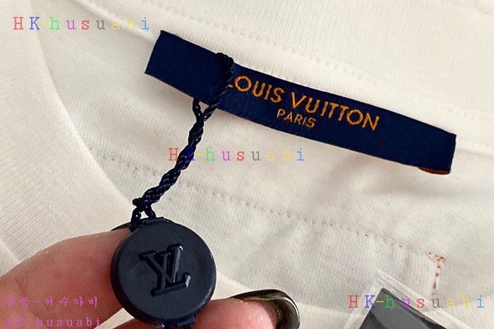 NEW 루이비통 반팔티 신상 LV 111425