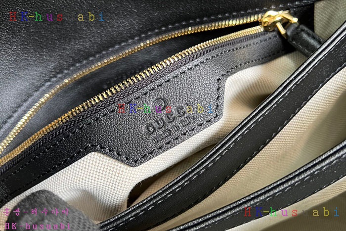 ★미러급★구찌 GG 로고 여성 미디움 스트랩 숄더백  675778 (2컬러)