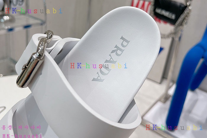 NEW 프라다 신발 신상 P 258808