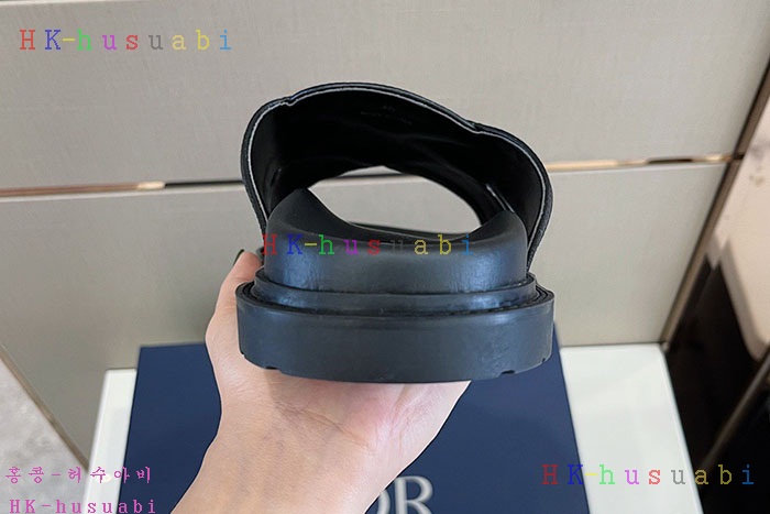NEW 디올 샌들 신상 DR 421610