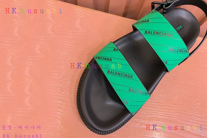 NEW 발렌시아가 샌들 신상 B 6625001