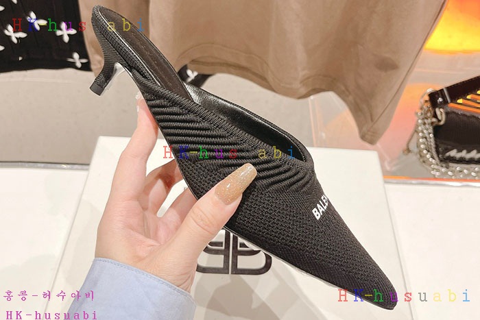 NEW 발렌시아가 신발 신상 B 663042