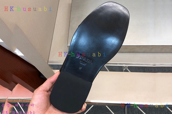 NEW 프라다 신발 신상 P 966650