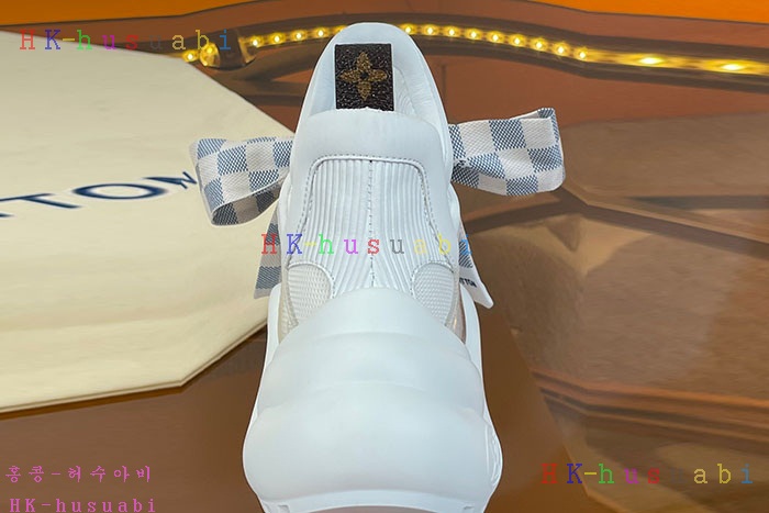 NEW 루이비통 스니커즈 신상 LV 663512