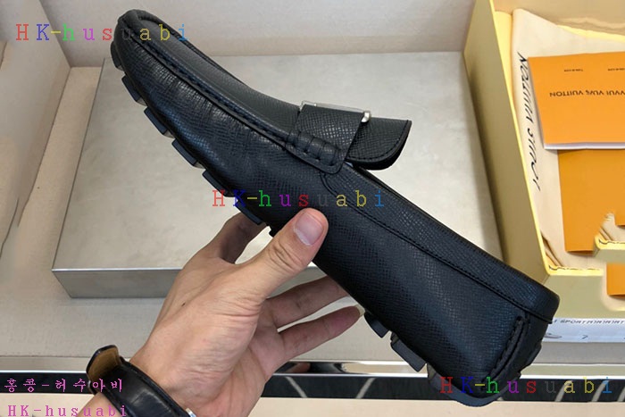 NEW 루이비통 신발 신상 LV 705524