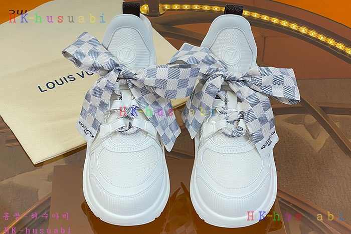NEW 루이비통 스니커즈 신상 LV 663512