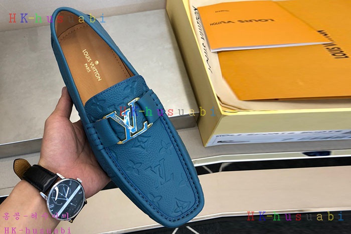 NEW 루이비통 신발 신상 LV 705528