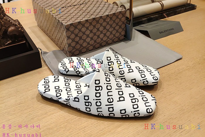 NEW 발렌시아가 신발 신상 B 995331