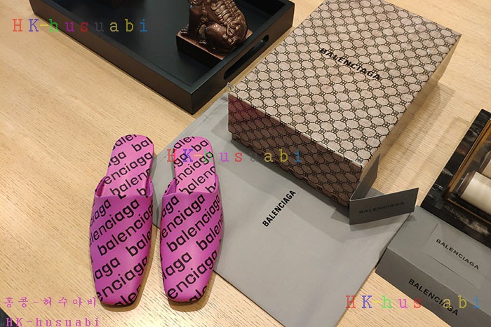 NEW 발렌시아가 신발 신상 B 995332