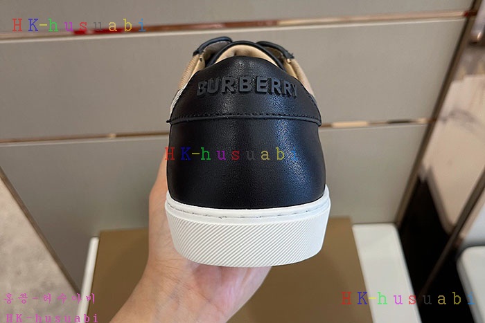 NEW 버버리 스니커즈 신상 BB 924116