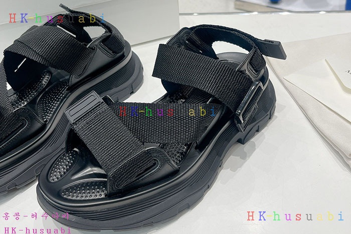 NEW 알렉산더 맥퀸 신발 신상 MQ 995582