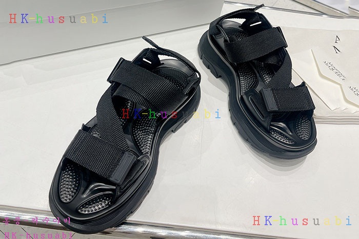 NEW 알렉산더 맥퀸 신발 신상 MQ 995582