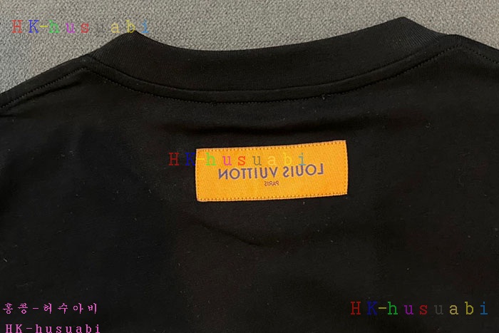 NEW 루이비통 반팔티 신상 LV 4488547