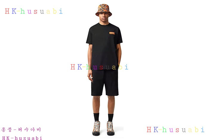 NEW 버버리 반팔티 신상 BB 771403