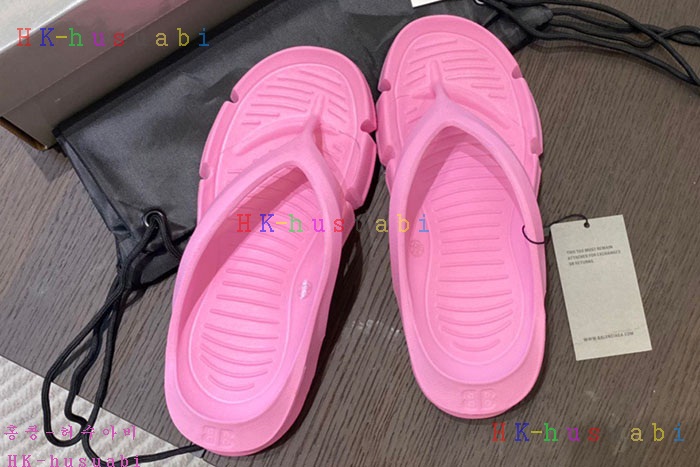 NEW 발렌시아가 샌들 신상 B 552500