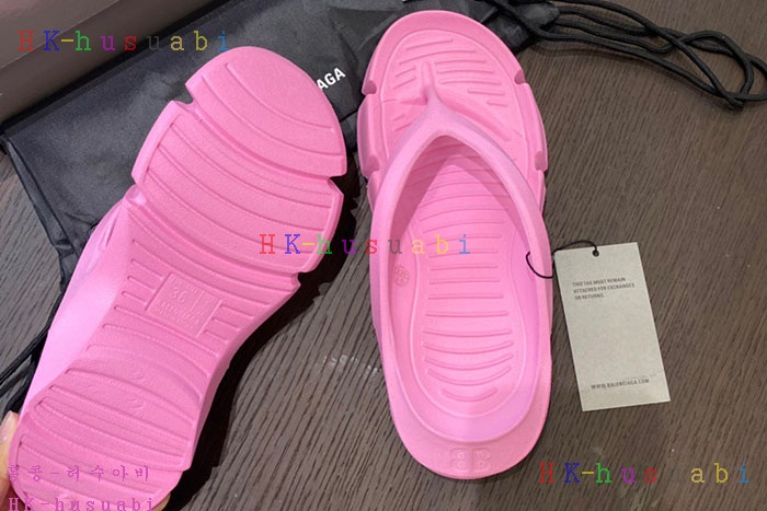 NEW 발렌시아가 샌들 신상 B 552500