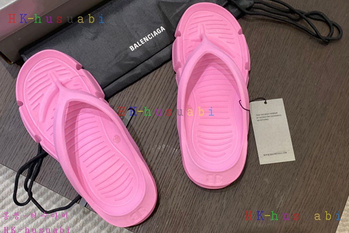 NEW 발렌시아가 샌들 신상 B 552500